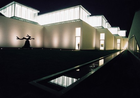 ESSL Museum, 	Inner courtyard at night 